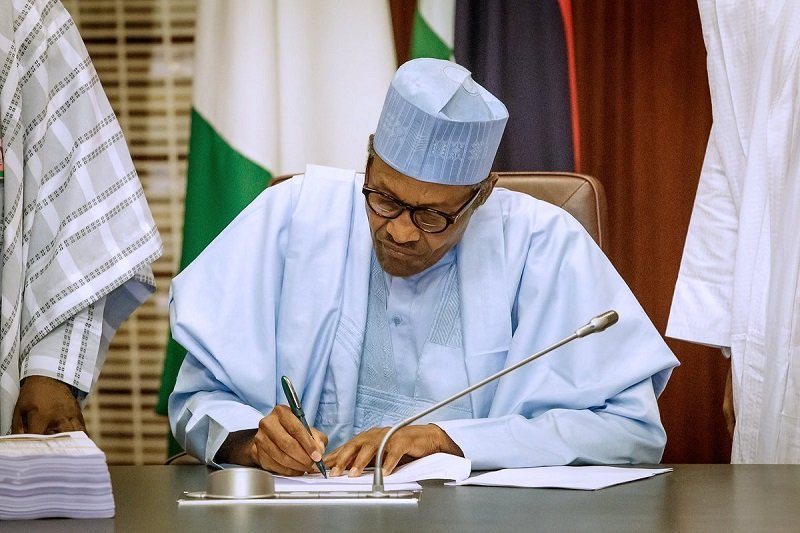 JUST IN: Buhari Approves Transition Council - Signs Executive Order 