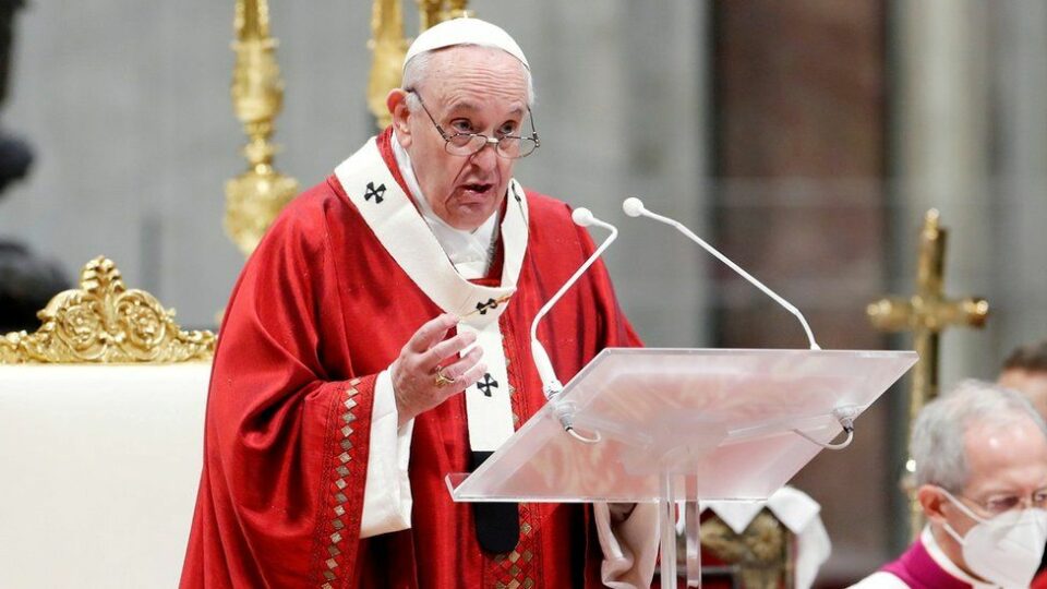 Pope Calls For Ban On Surrogacy