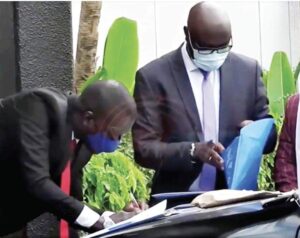 PHOTOS: Nigerian Consultants And Senior Doctors Scramble For Saudi Jobs