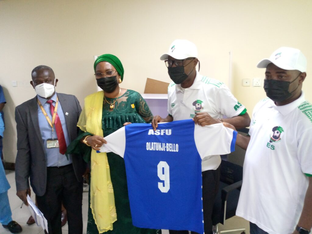 ASFU Team Visits LASU