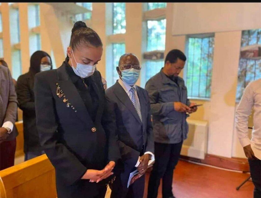 PHOTOS: Oshiomhole And Wife Step Out Together First Time In Years