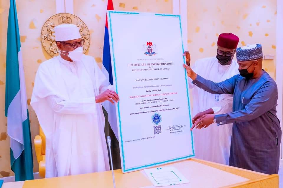 PHOTOS: Buhari Receives NNPC Certificate Of Incorporation