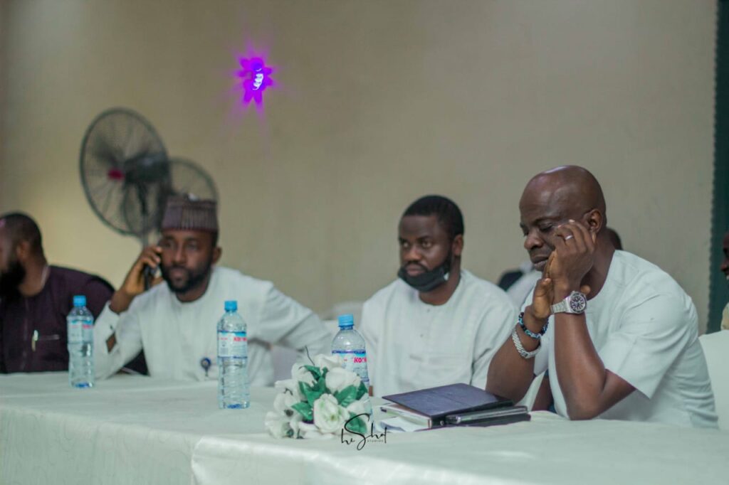 Odunmbaku Pledges Support Support To Ojodu Youths