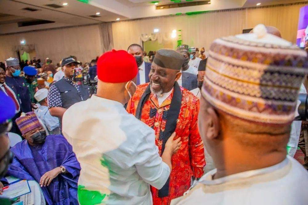 PHOTOS: Gov Uzodinma And Okorocha Shelve Political Differences As They Hug At An Event