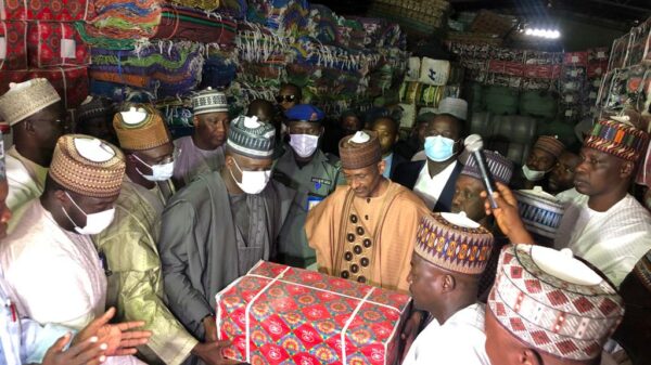 Borno Applauds FG For Donating Over 100,000 Relief Materials To IDPs 