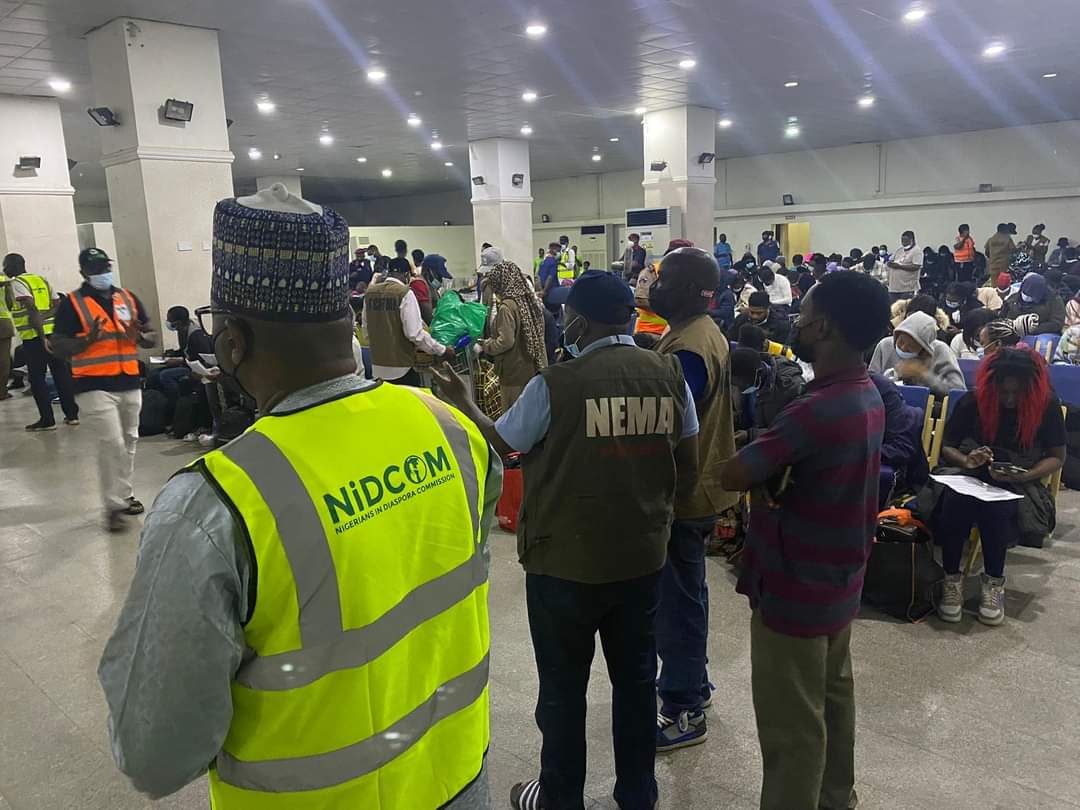 PHOTOS: FG Receives Another Batch Of Nigerians Evacuted From Ukraine