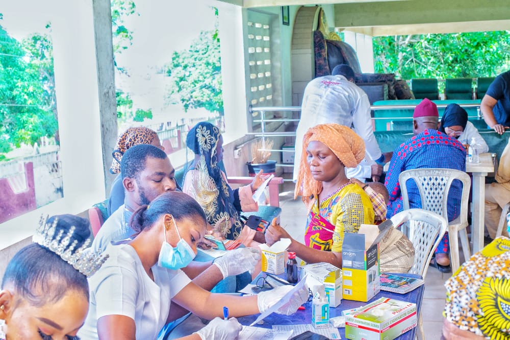 Miss Afenmai Beauty Pageant Hails Otaru Of Auchi - Others Over Successful Medical Outreach