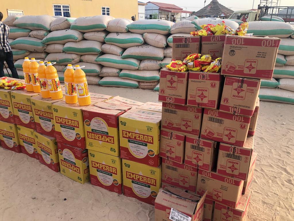 Borno Govt. Gives Food Items and Condiments to 6000 Households in IDP Camp