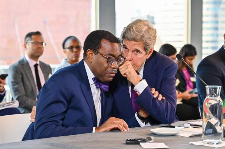 PHOTOS: Adesina And Okonjo-Iweala Join Clinton's Executive Roundtable 