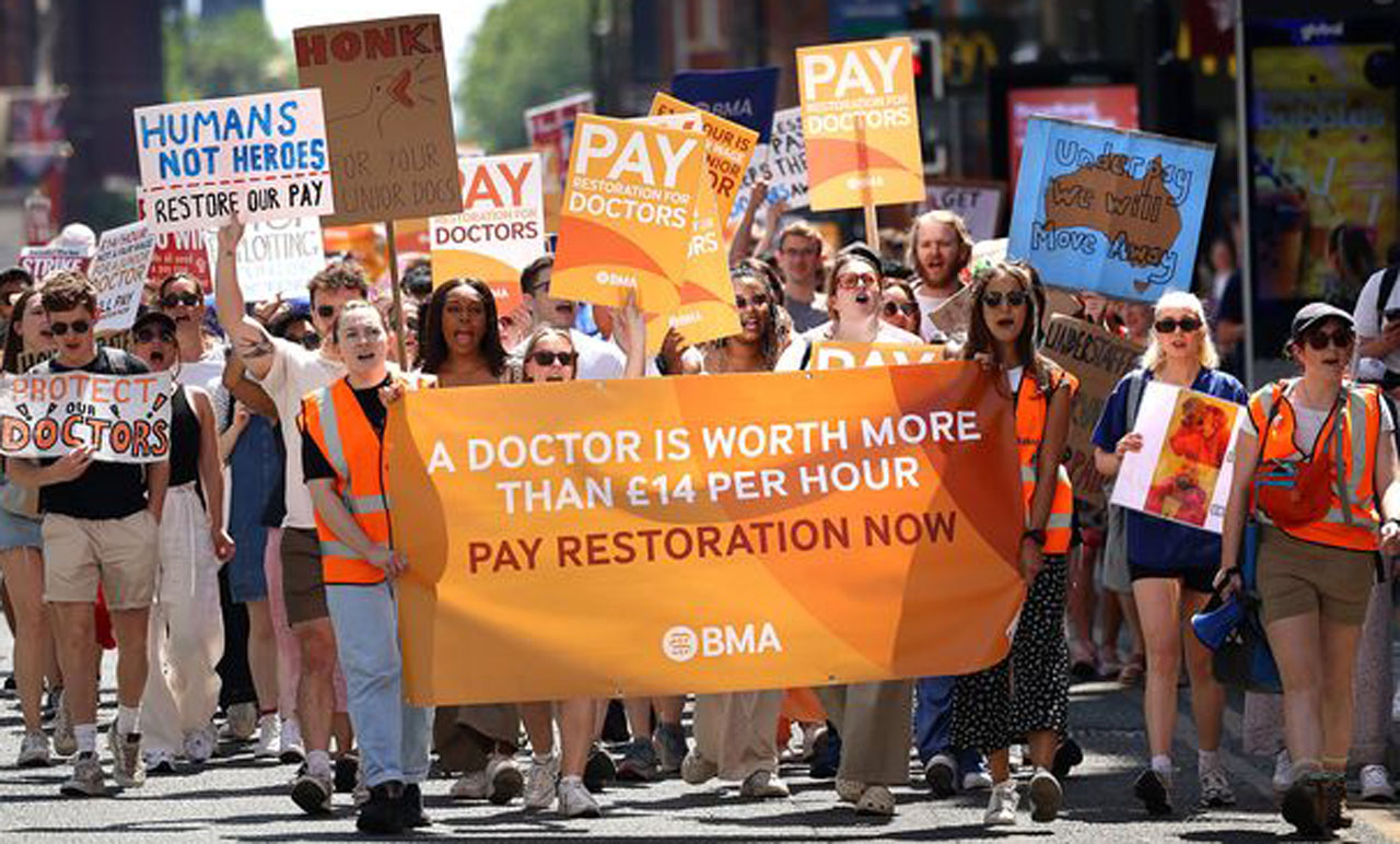 Doctors In England Announce Longest Strike In NHS History