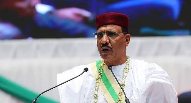 Niger Junta Vows To Prosecute Bazoum For ‘High Treason’