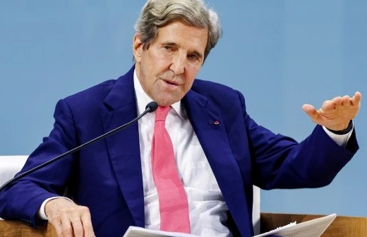 Reactions As Farts Sound Interrupts John Kerry's Speech At COP28 