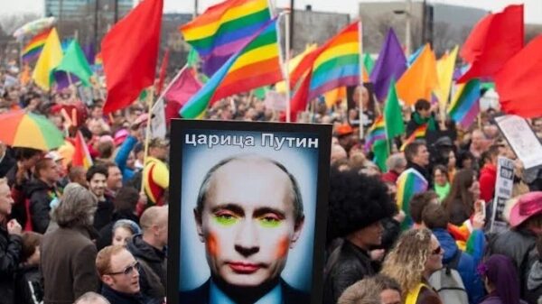 Russia Adds 'LGBT Movement' To List Of Extremist Groups