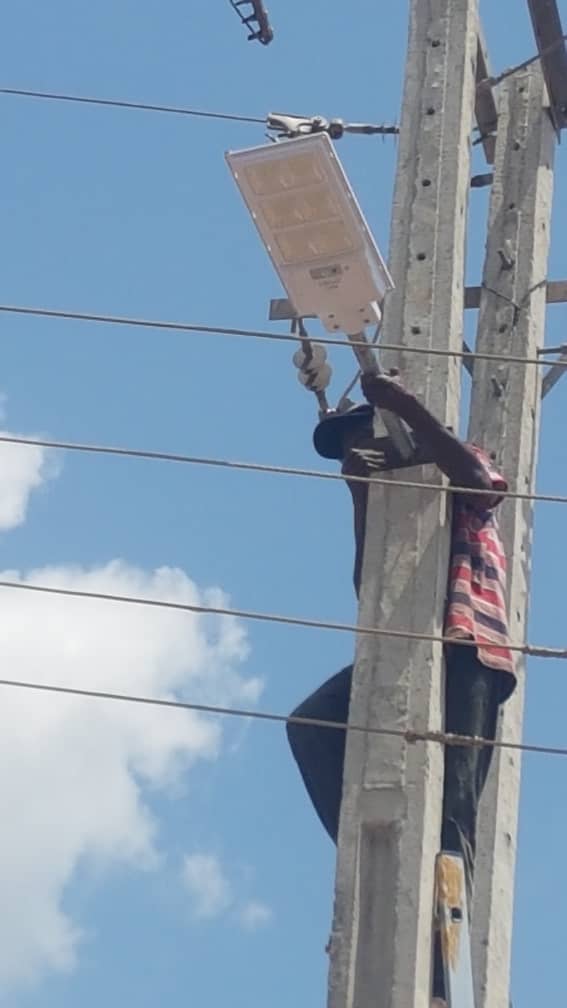 Afemai Coalition For Asue Ighodalo Delivers Street Lights In Auchi