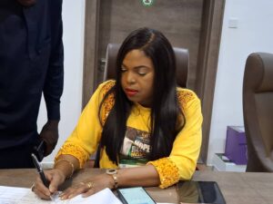 Pastor Chris Oyakhilome Foundation Targets 50k Borno Flood Victims For Food Support