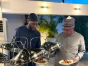 PHOTOS: Burna Boy Joins Dangote For Iftar