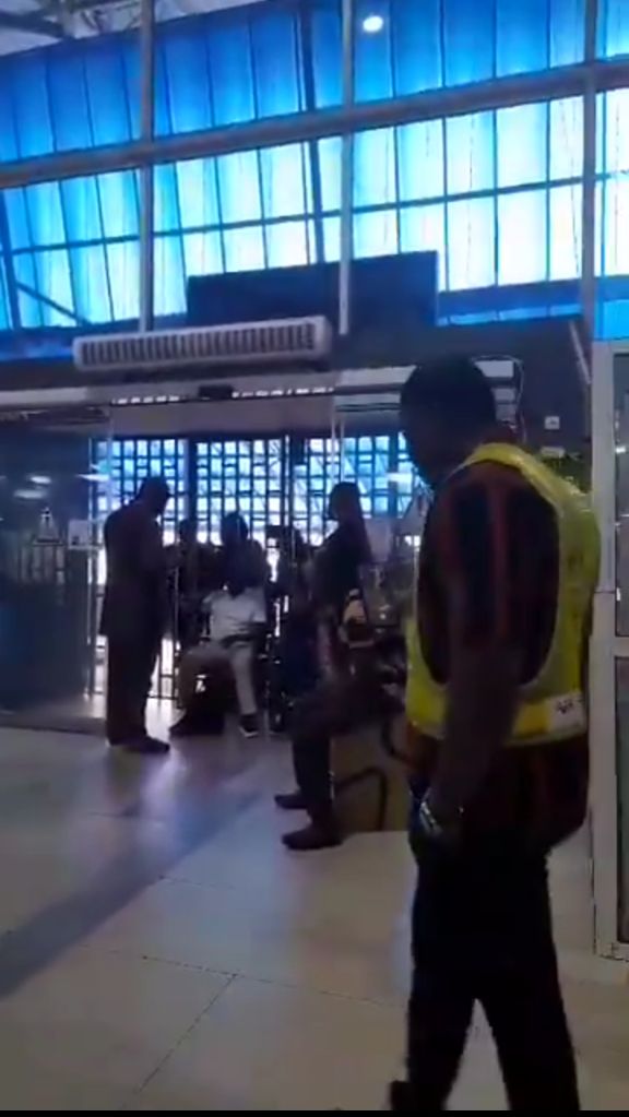 How Prominent Politician Disrupted Our Operations And Assaulted Our Staff - Air Peace