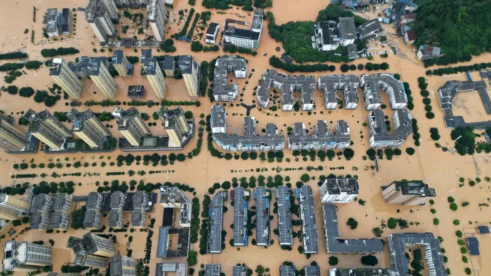 Six Dead From Floods In South Of China