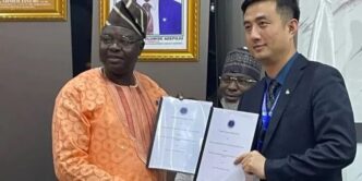 Nigeria Partners Chinese Firm To Roll Out Direct-to-Device Satellite Connectivity