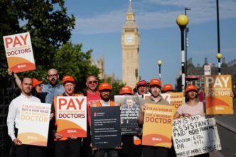 UK Doctors Begin Five-Day Strike Despite PM’s Plea
