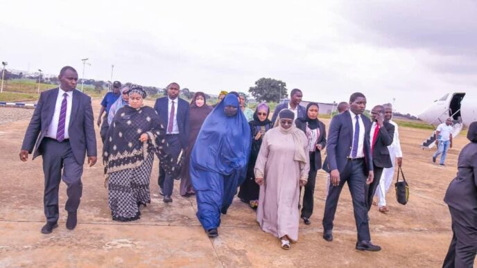 Buhari's Family Returns To Kaduna 12 Days After Burial